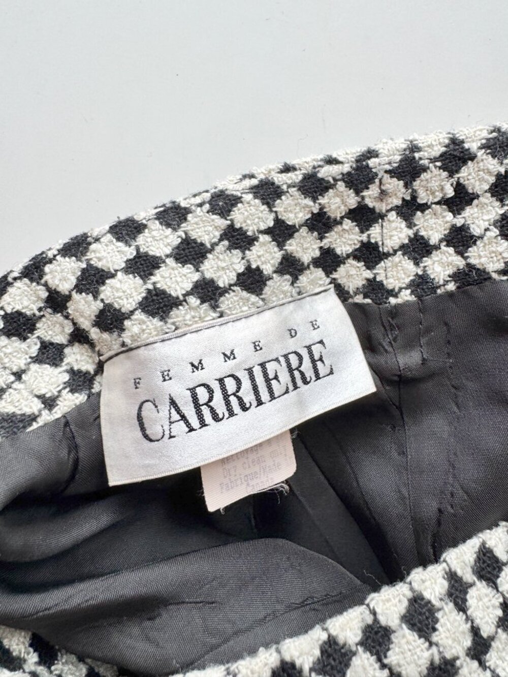 Vintage 90's FEMME DE CARRIERE Black White Check Wool Blend Mini Skirt, Size XS - Picture 11 of 12
